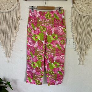 Briggs bright pink and green floral print Capri pants side zip size 8